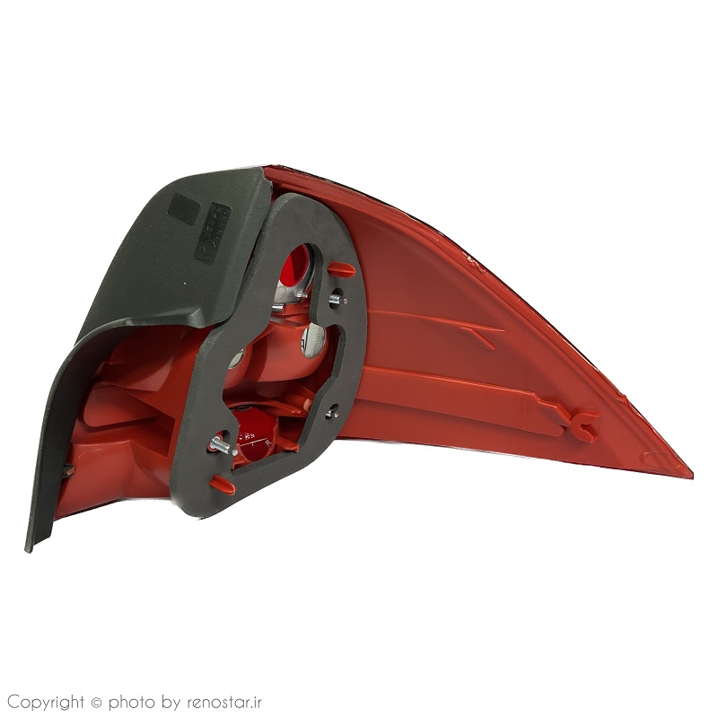 خطر عقب راست مگان (ترکیه) 